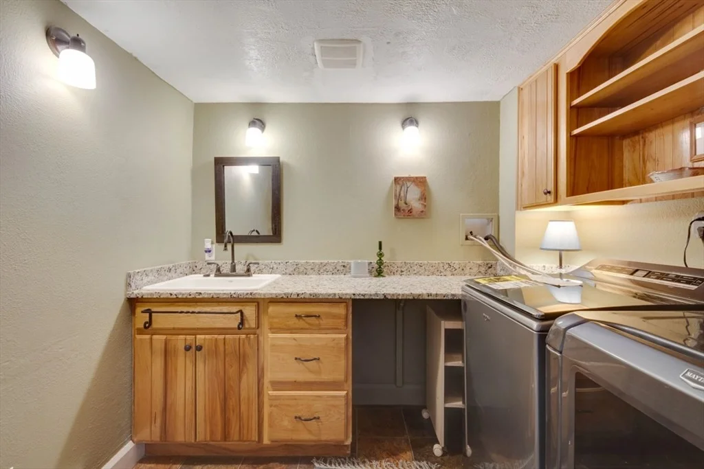 Photo of 232 Randall Rd
