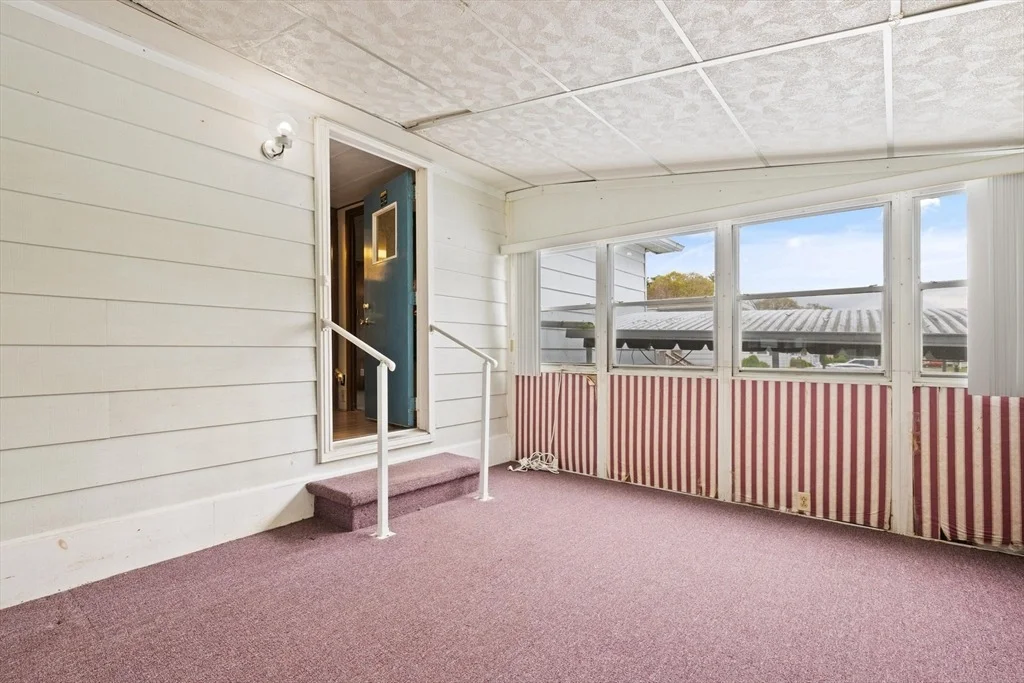 Photo of 48 Easy Street