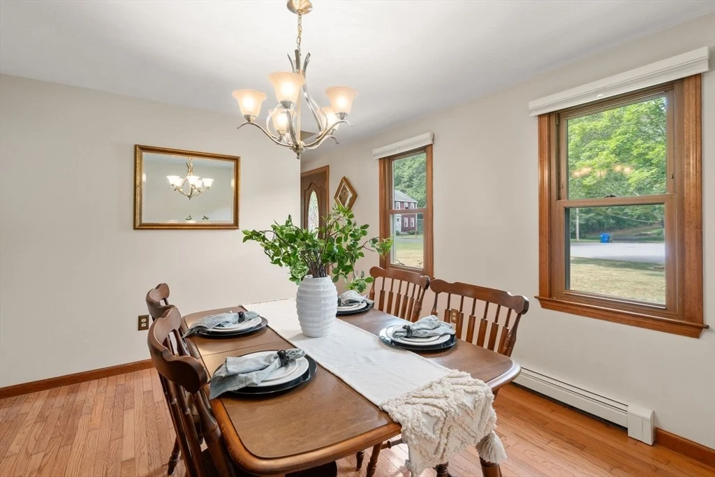 Photo of 6 Crockett Cir