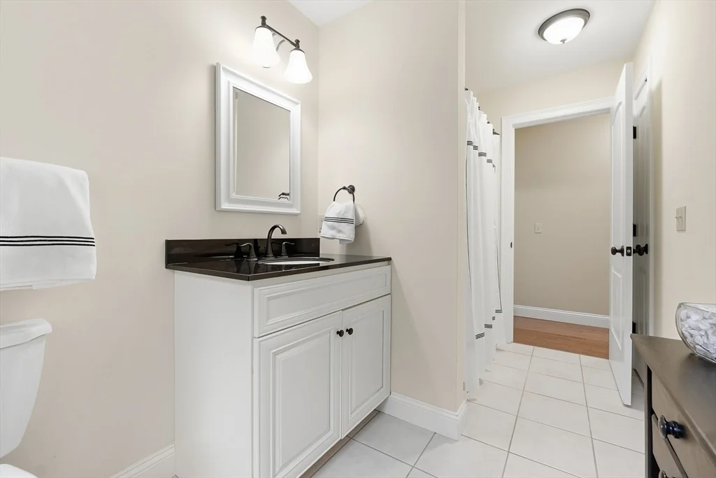 Photo of 215 Sarty Rd