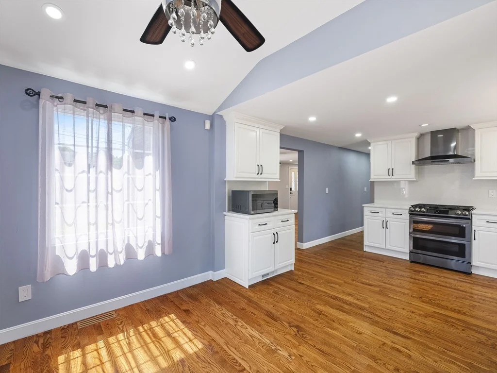 Photo of 7 Fabens St