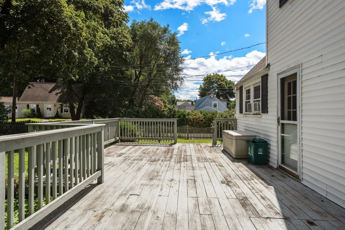 Photo of 515 Lake Avenue