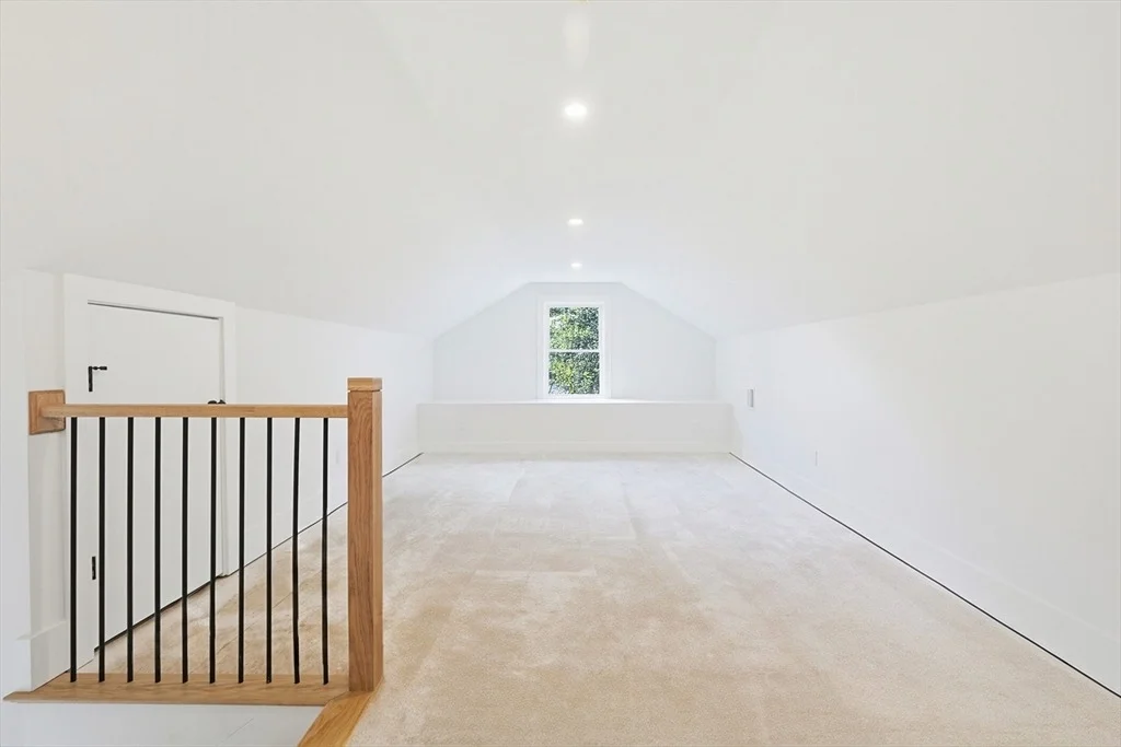 Photo of 9 Cypress Rd