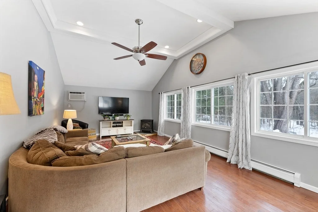 Photo of 12 Primrose Ln