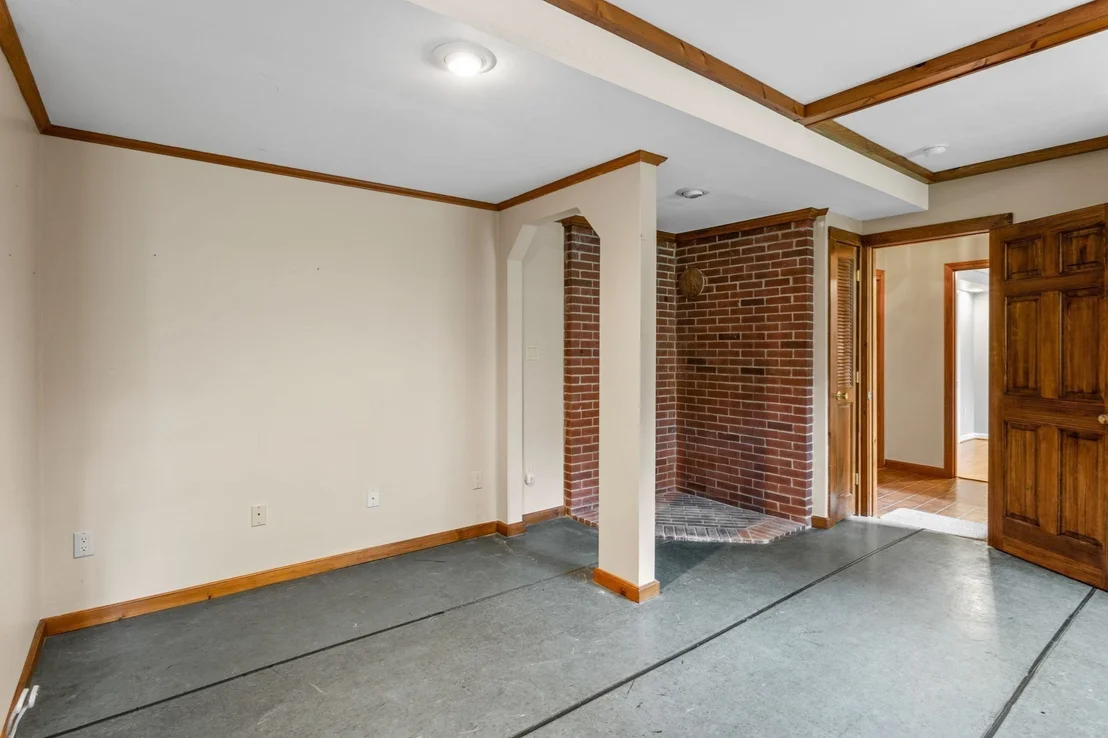 Photo of 2 Robin Rd