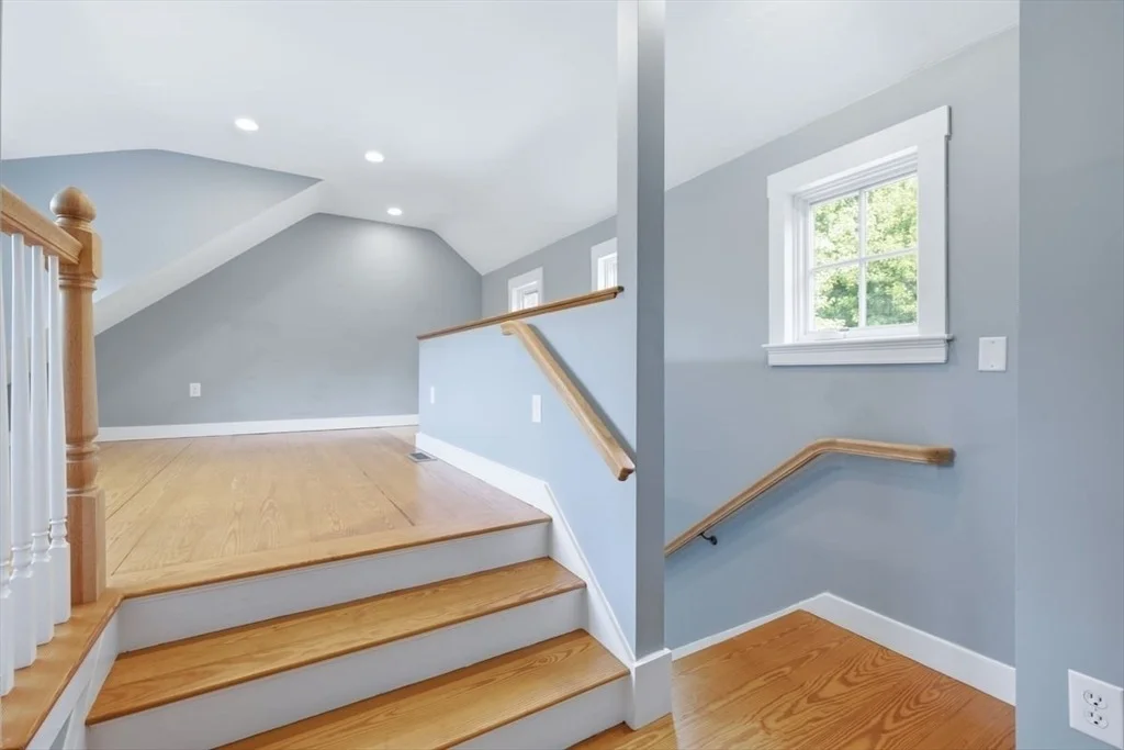 Photo of 338 Clapp Road