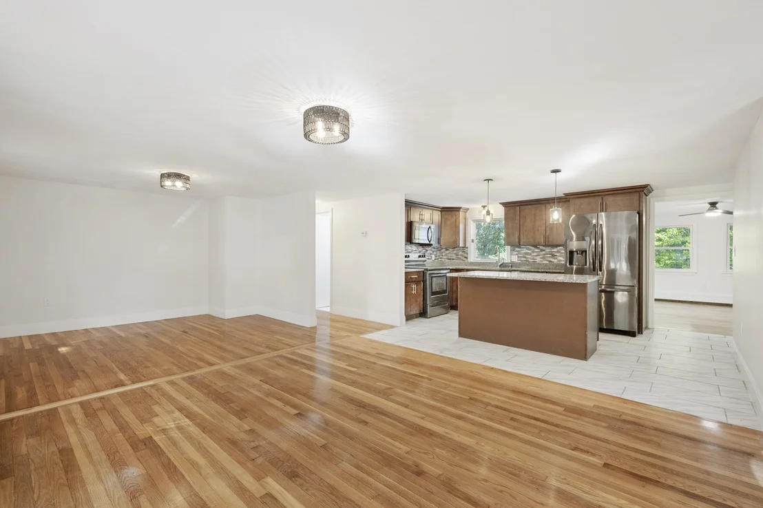 Photo of 57 Brandeis Cir