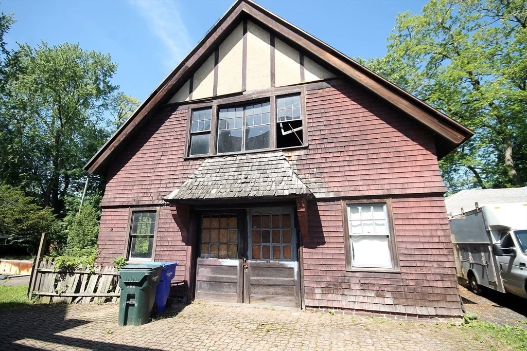 Photo of 50 Bellevue Ave
