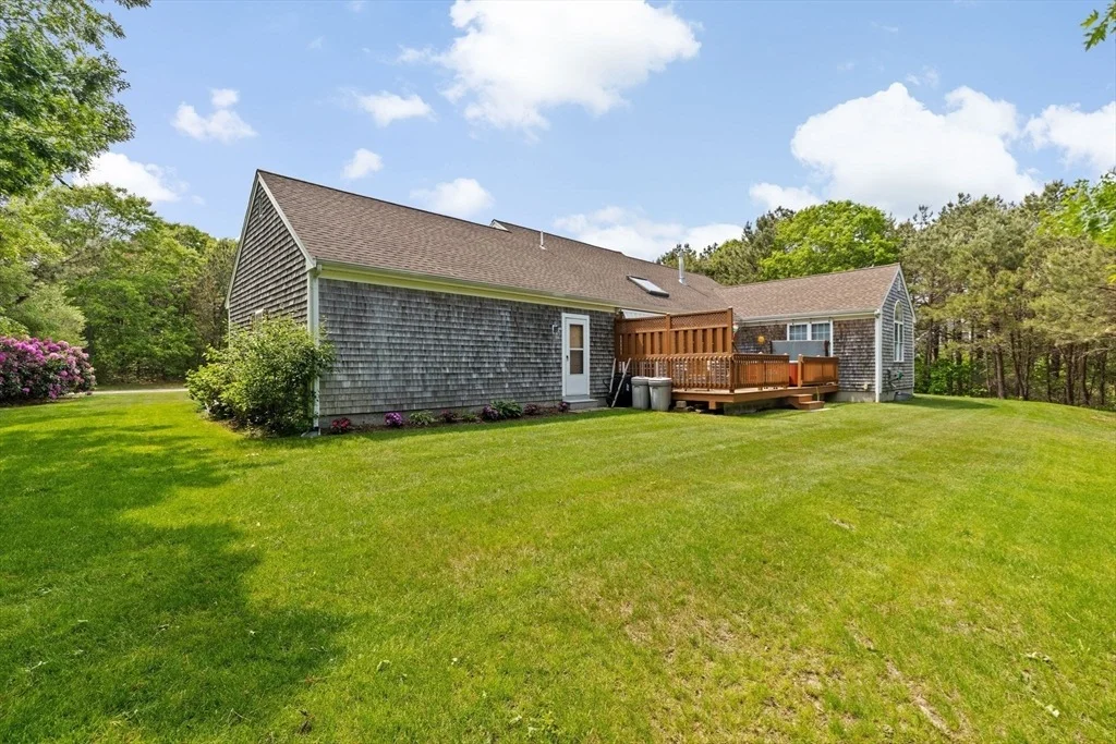 Photo of 11 Quashnet Woods Drive