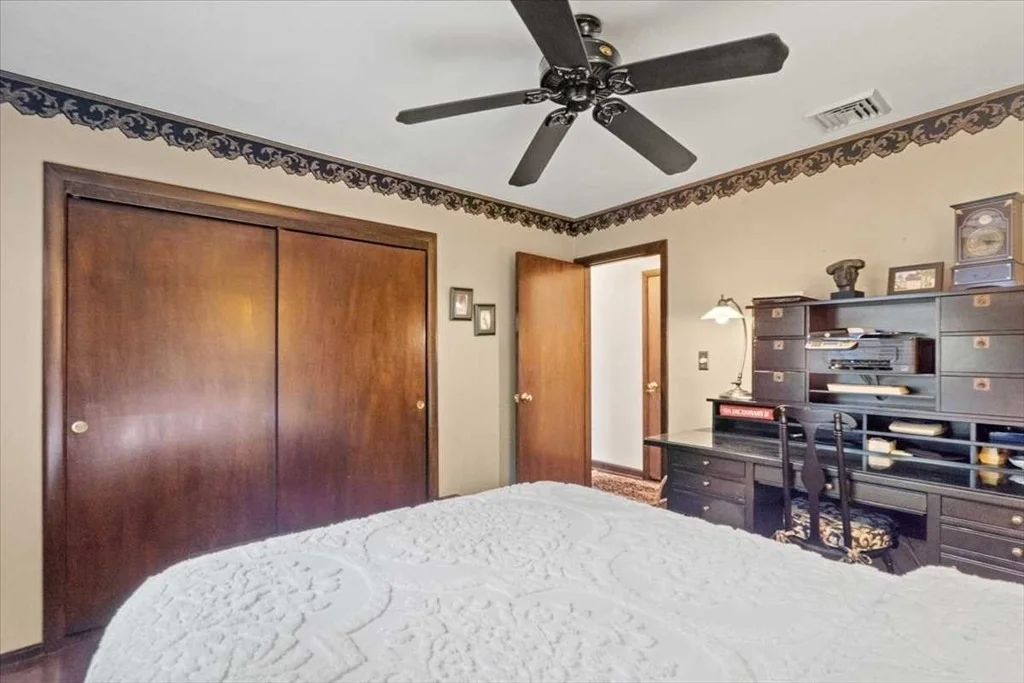 Photo of 113 Indian Hill Rd