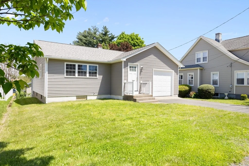 Photo of 44 White St
