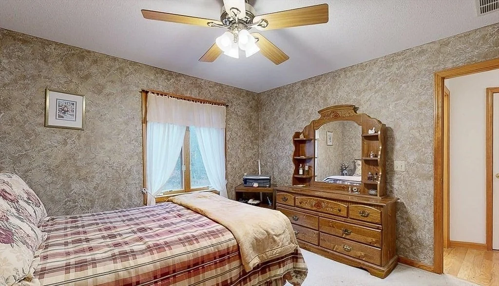 Photo of 51 Sheffield Dr