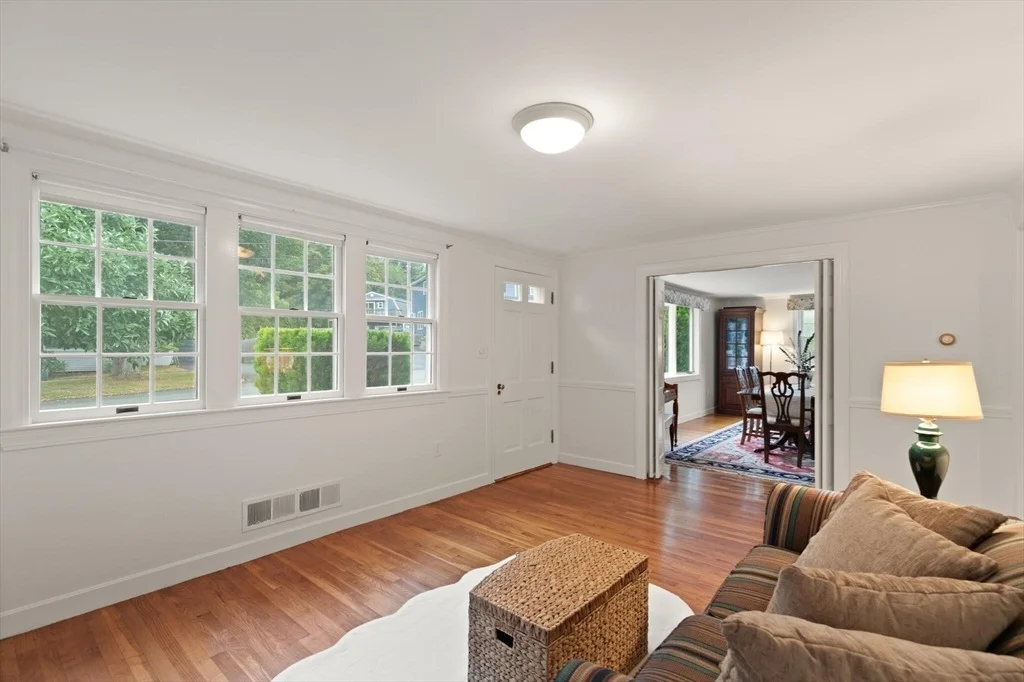 Photo of 8 Meridian Rd