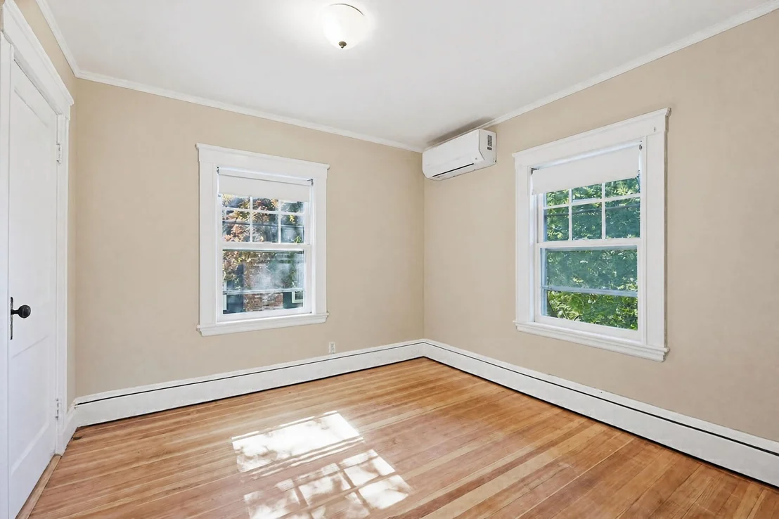 Photo of 76 Brantwood Rd
