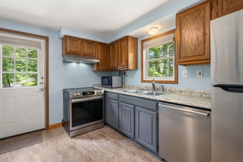 Photo of 75 Laurel Rd