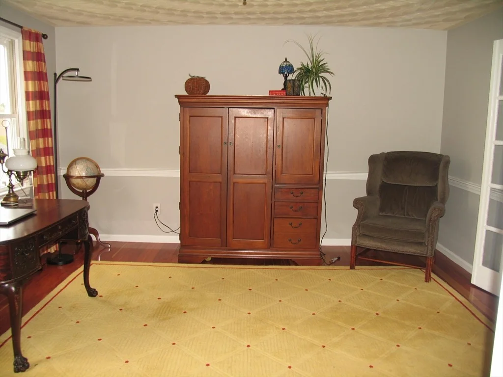Photo of 5 Dana Cir