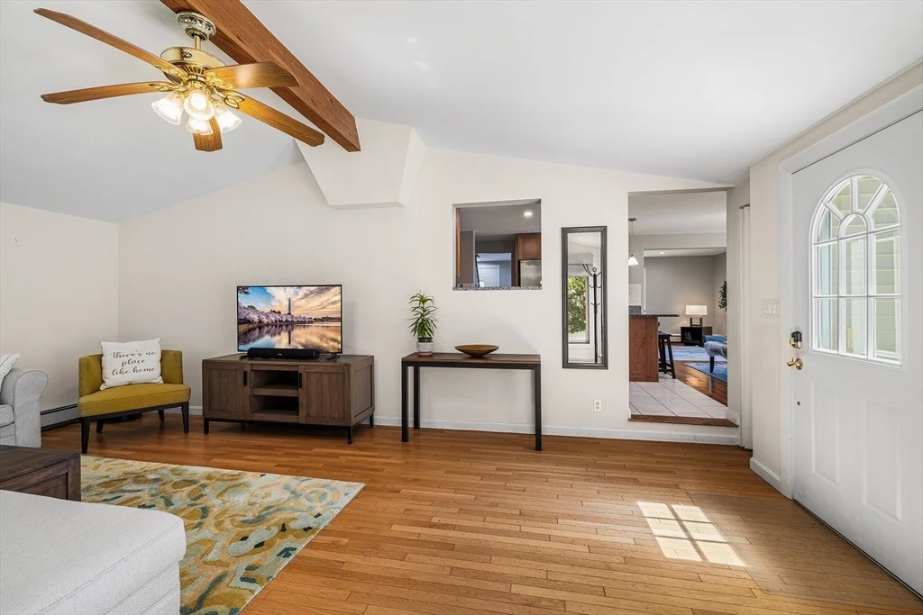 Photo of 21 Bartlett Ave