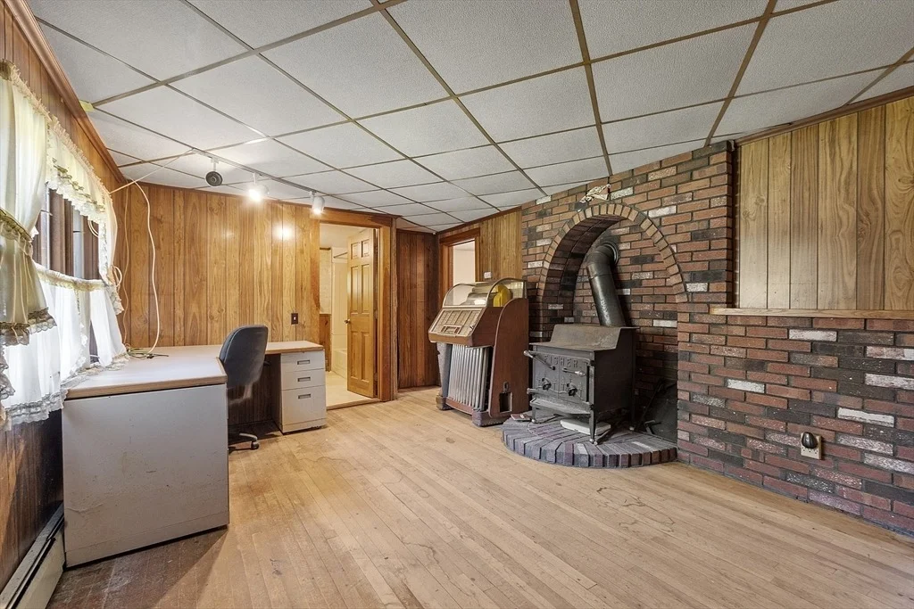 Photo of 705 Richardson Road