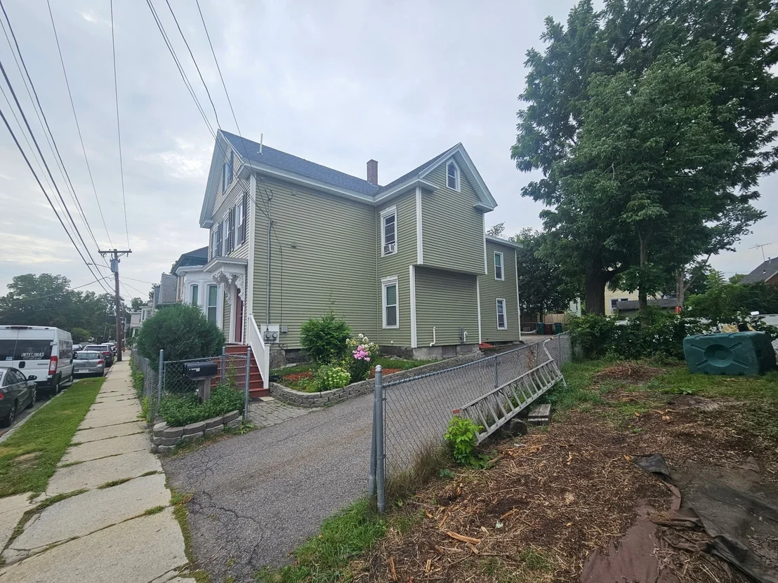 Photo of 205 Stackpole  Street