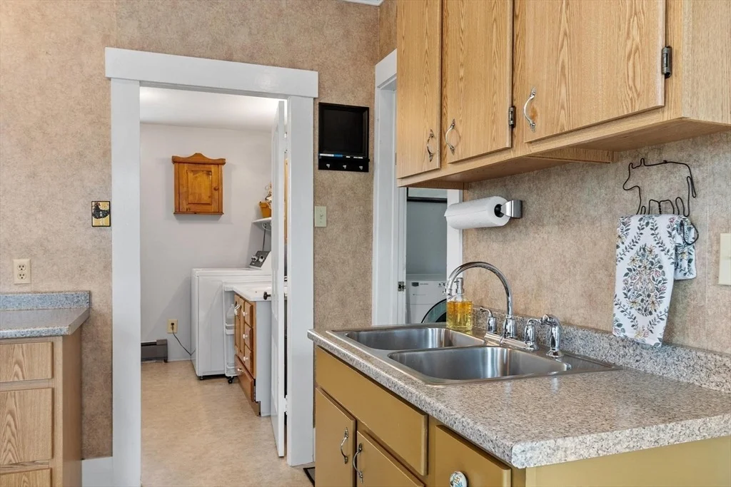 Photo of 60 W Chestnut St