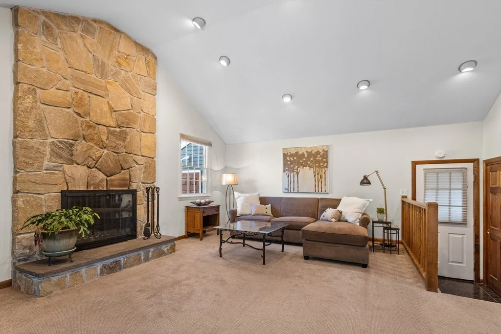 Photo of 349 Arlington St