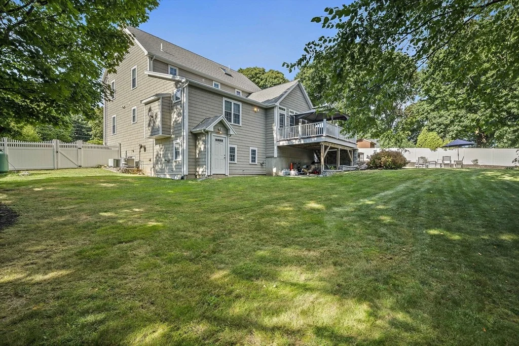 Photo of 146 Eleanor Dr