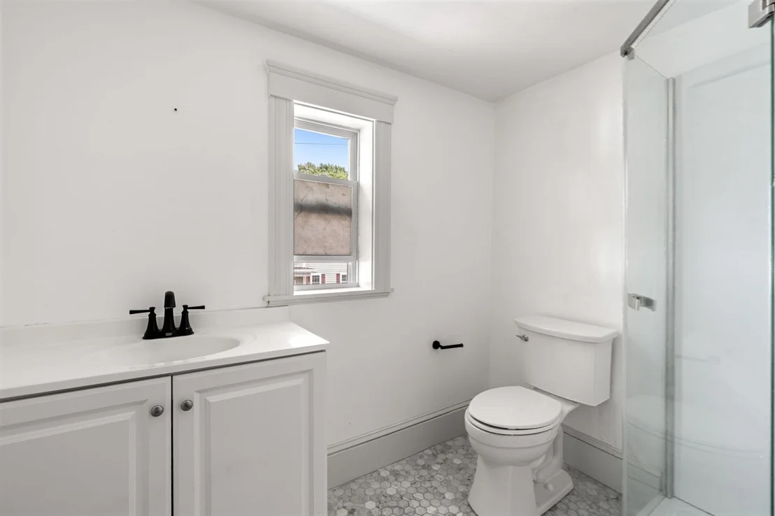 Photo of 174 Warwick St