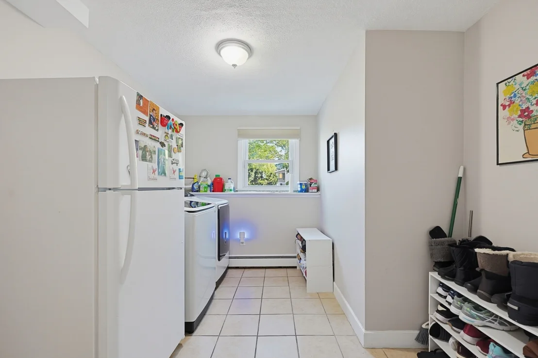 Photo of 39 Candy Ln