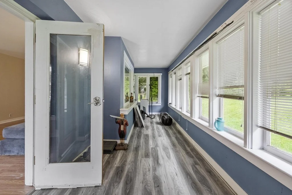 Photo of 101 Starrett Ave