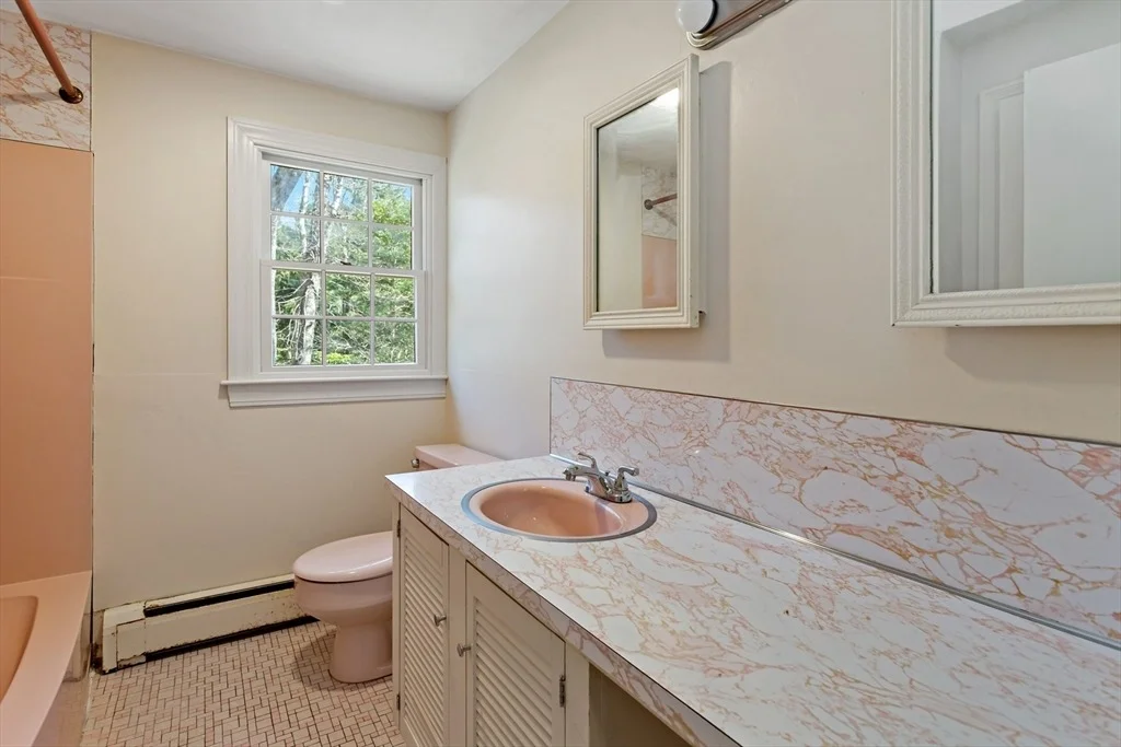 Photo of 1092 Osterville West Barnstable Rd