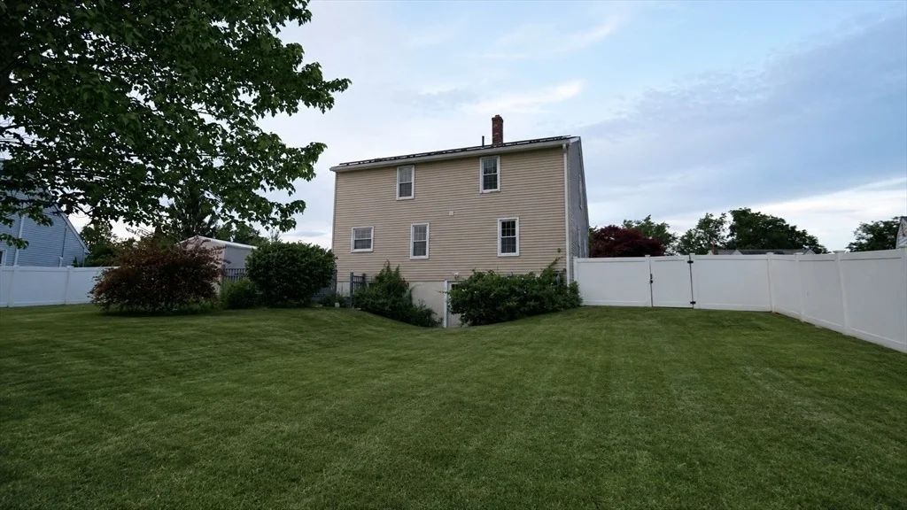 Photo of 7 Rolling Ridge Rd