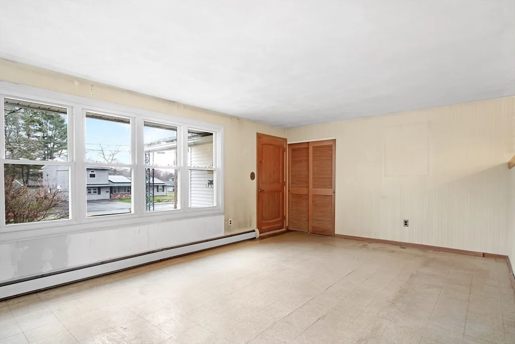 Photo of 12 Dix Rd