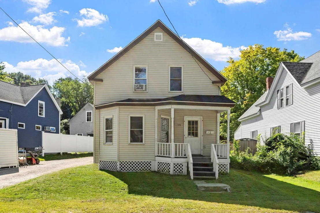 Photo of 374 Front Street