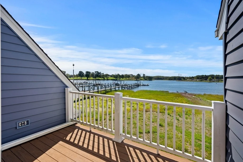 Photo of 12 Fosters Point