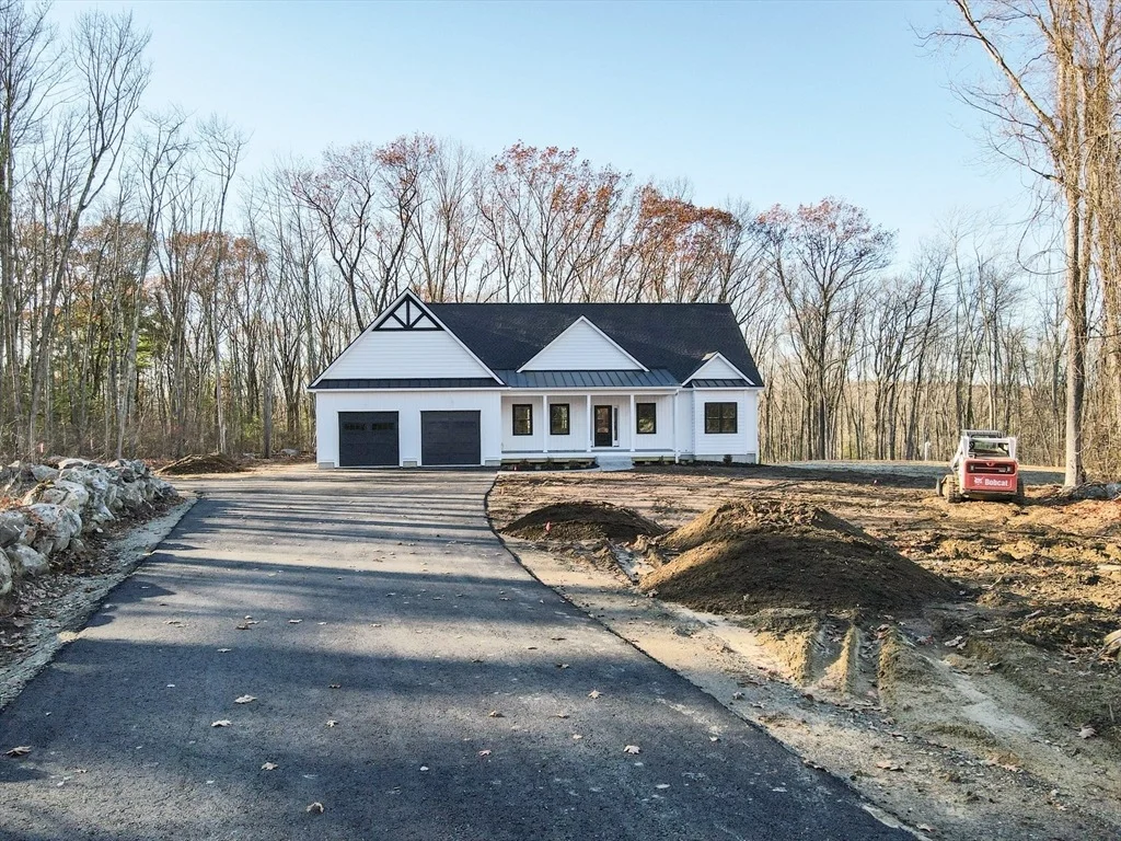 Photo of 364 Townsend Hill Rd