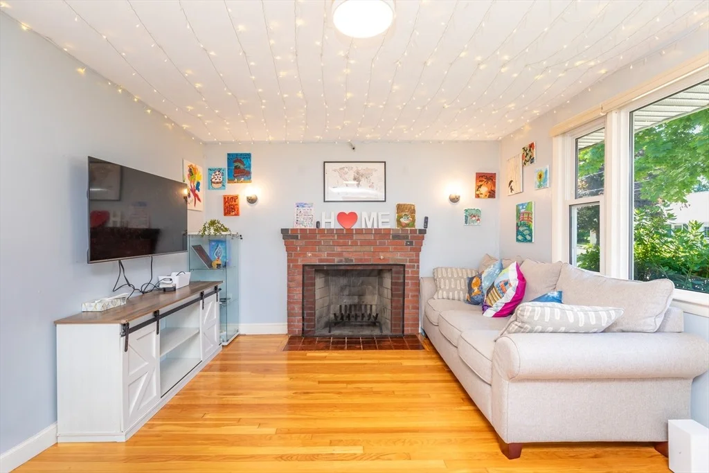Photo of 65 Margaret Dr