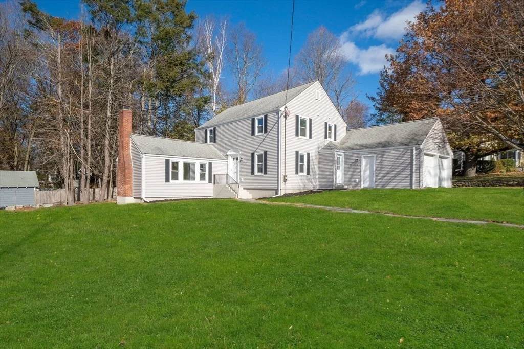 Photo of 6 Puritan Ln