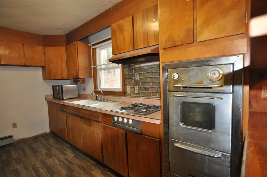 Photo of 149 Shaker Rd