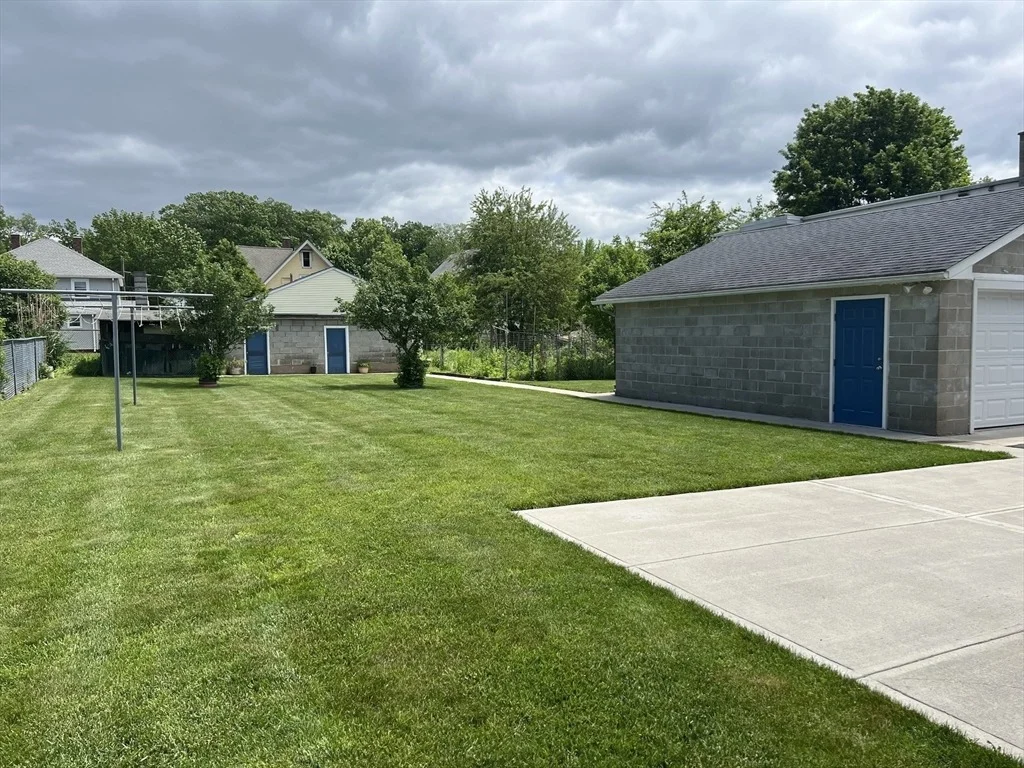 Photo of 182 Sewall Street