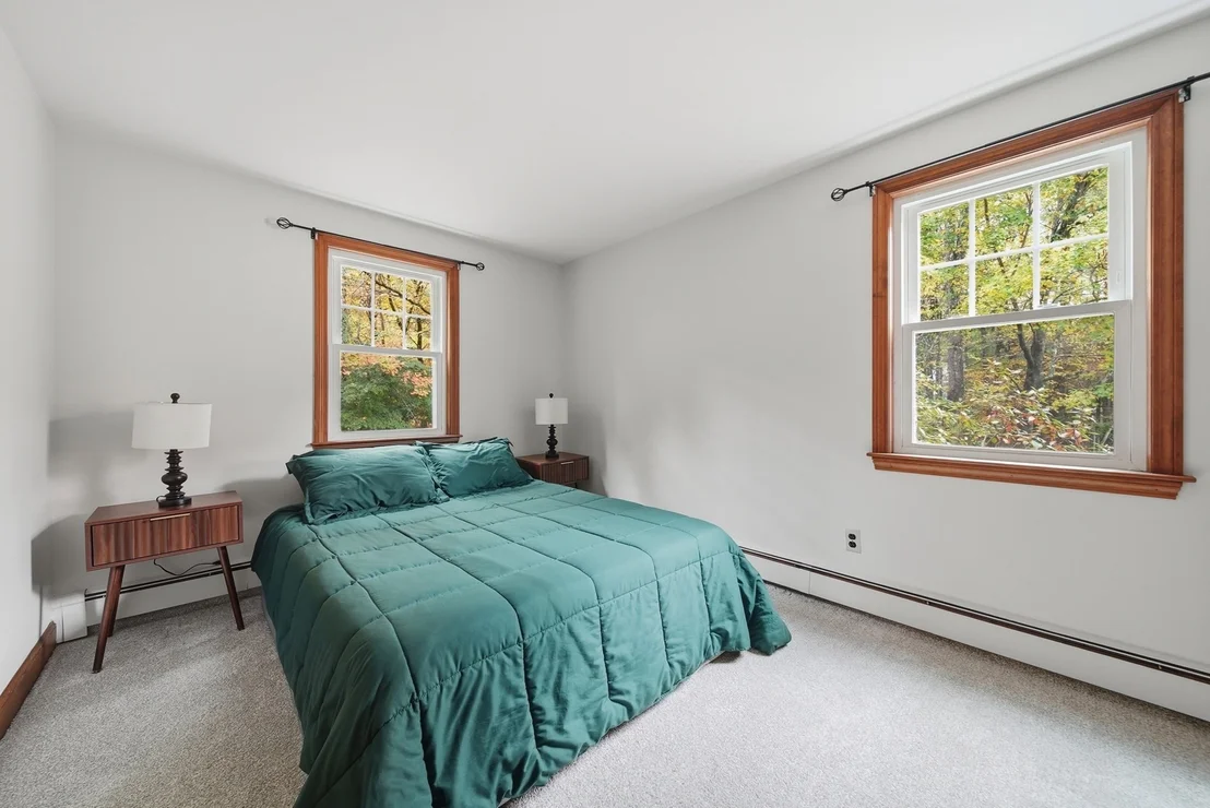 Photo of 401 Longley Rd