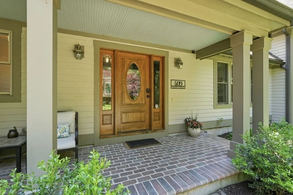 Photo of 409 Henry St