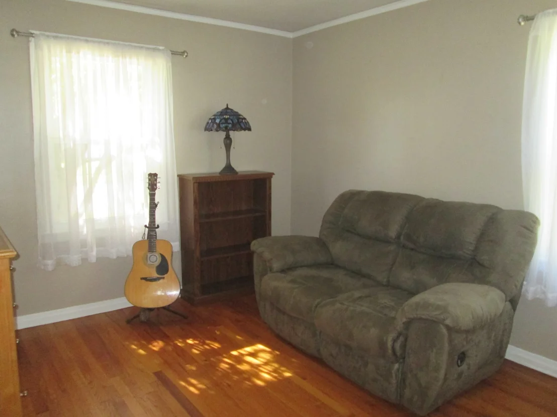 Photo of 76 Surrey Rd