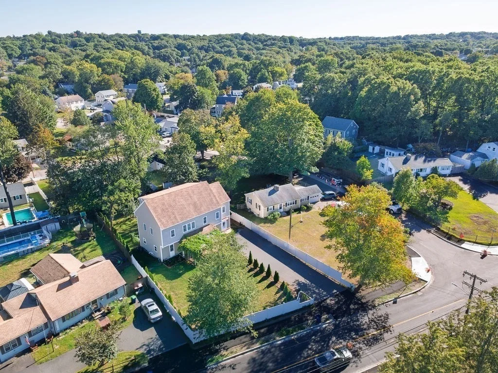 Photo of 116 Common St