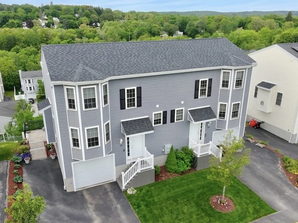 Photo of 36 Bittersweet Blvd