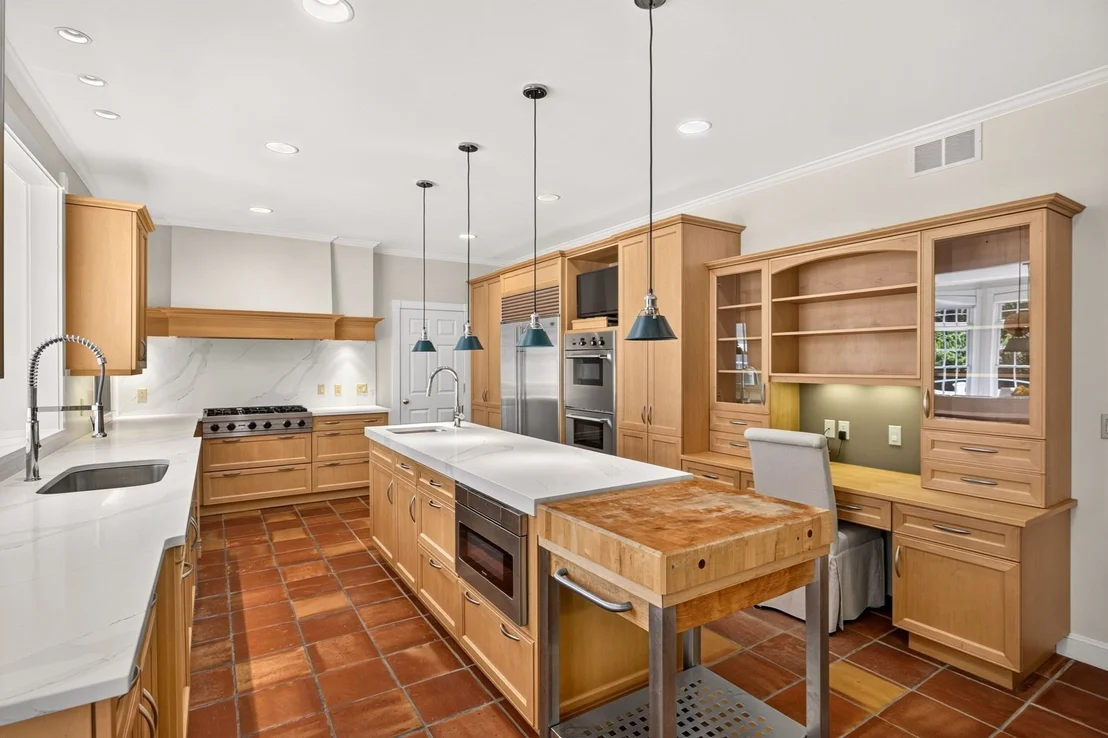 Photo of 169 Tisquantum Rd