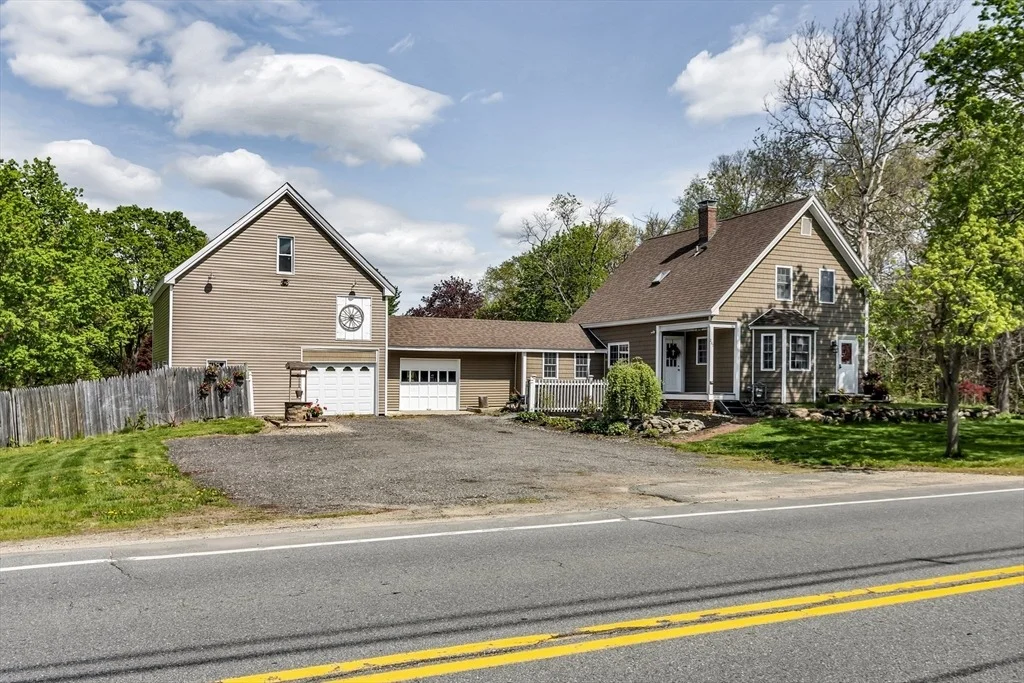 Photo of 287 Andover St