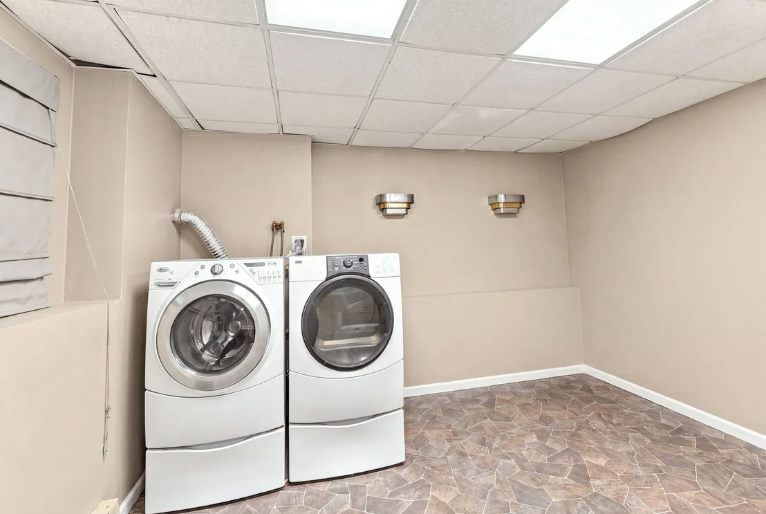 Photo of 100 Spring Water Dr