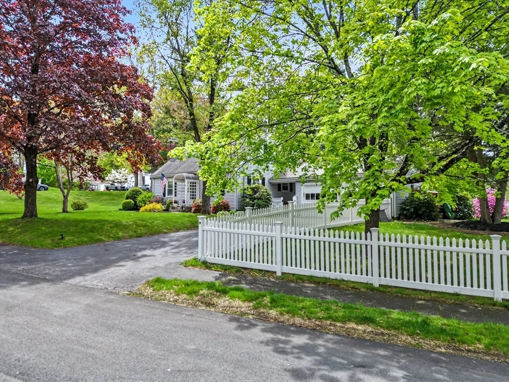 Photo of 9 Macdonald Circle