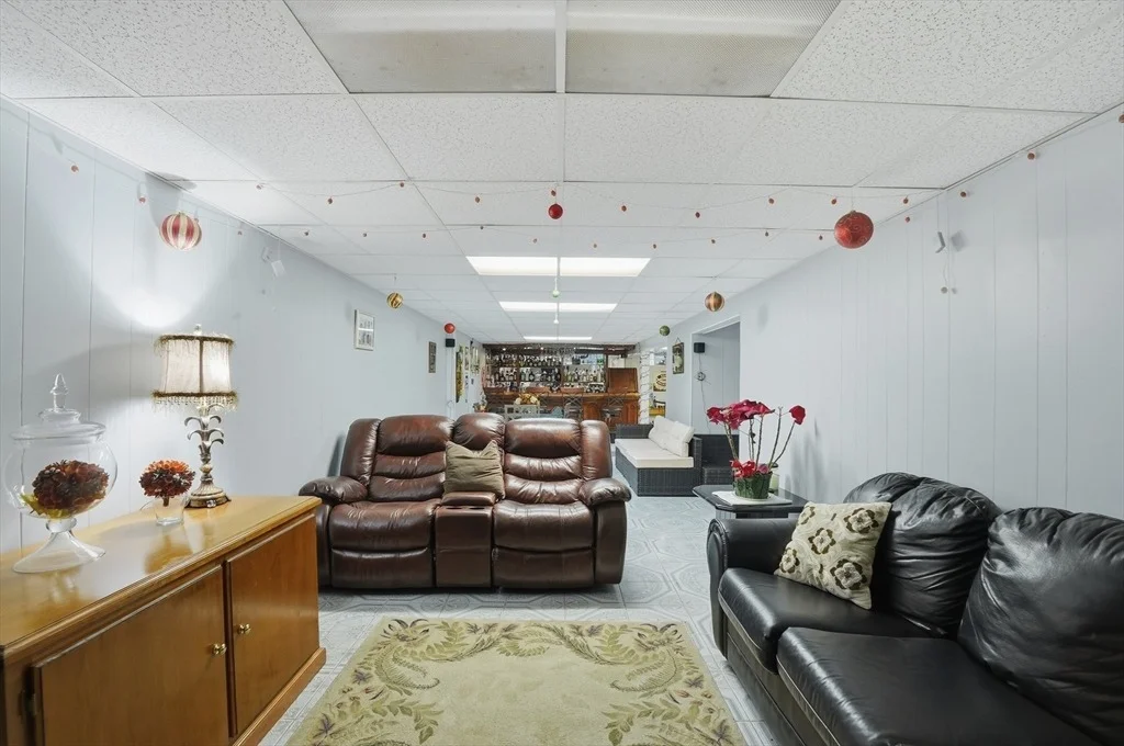 Photo of 572 Bartlett Street