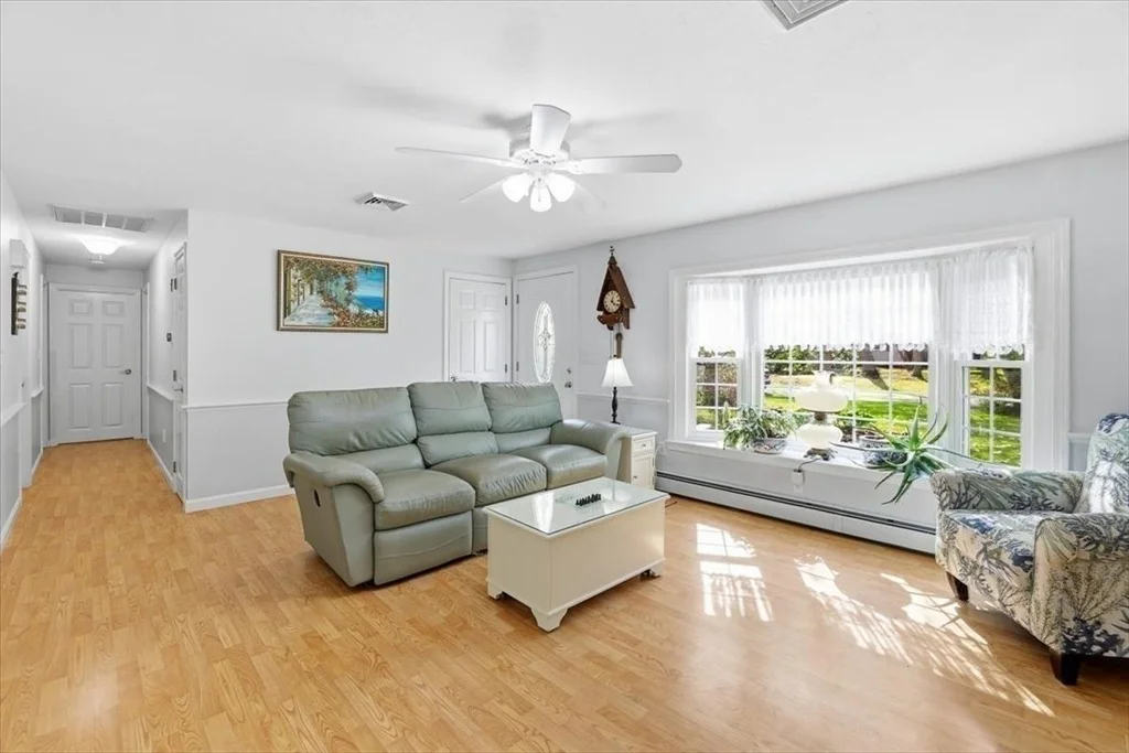 Photo of 24 Starlight Dr